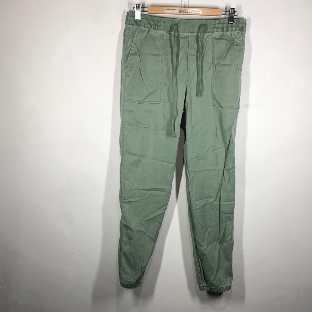 Gap green pull on joggers size small